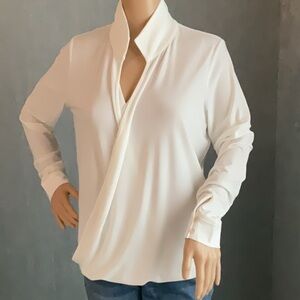 Foxcroft Women's Classic luxury blouse